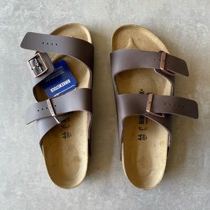 NEW IN BOX Men’s Birkenstocks Size 11 (44)